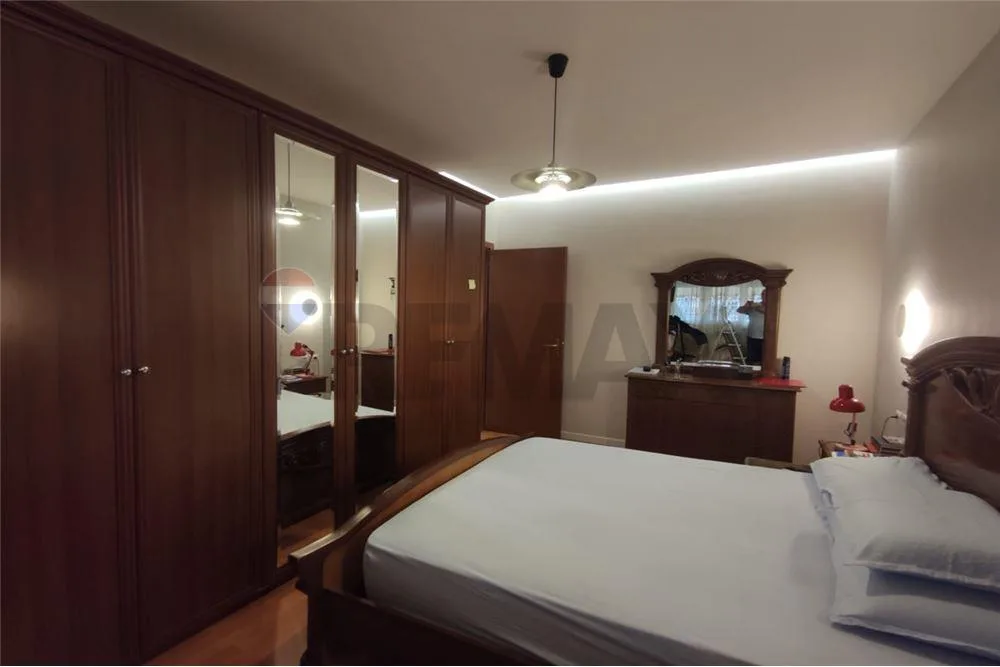 Jepet me qira apartament te Komuna e Parisit 3