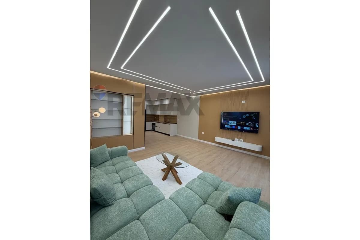 Shitet apartament ne Yzberisht  Tirane 3