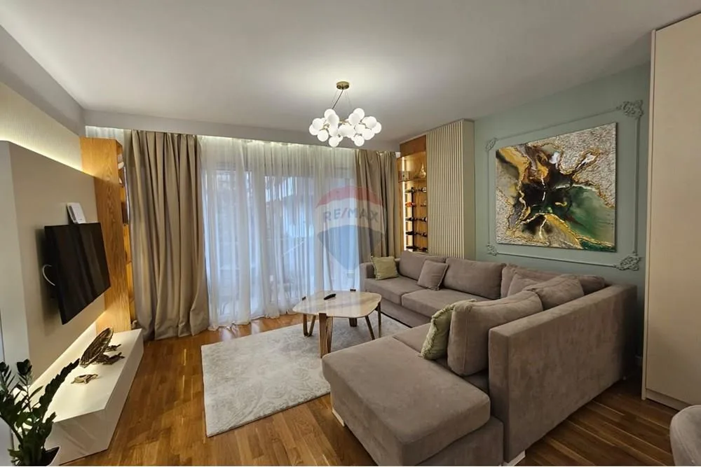 Jepet apartament per qira te Rruga Barrikadave 2