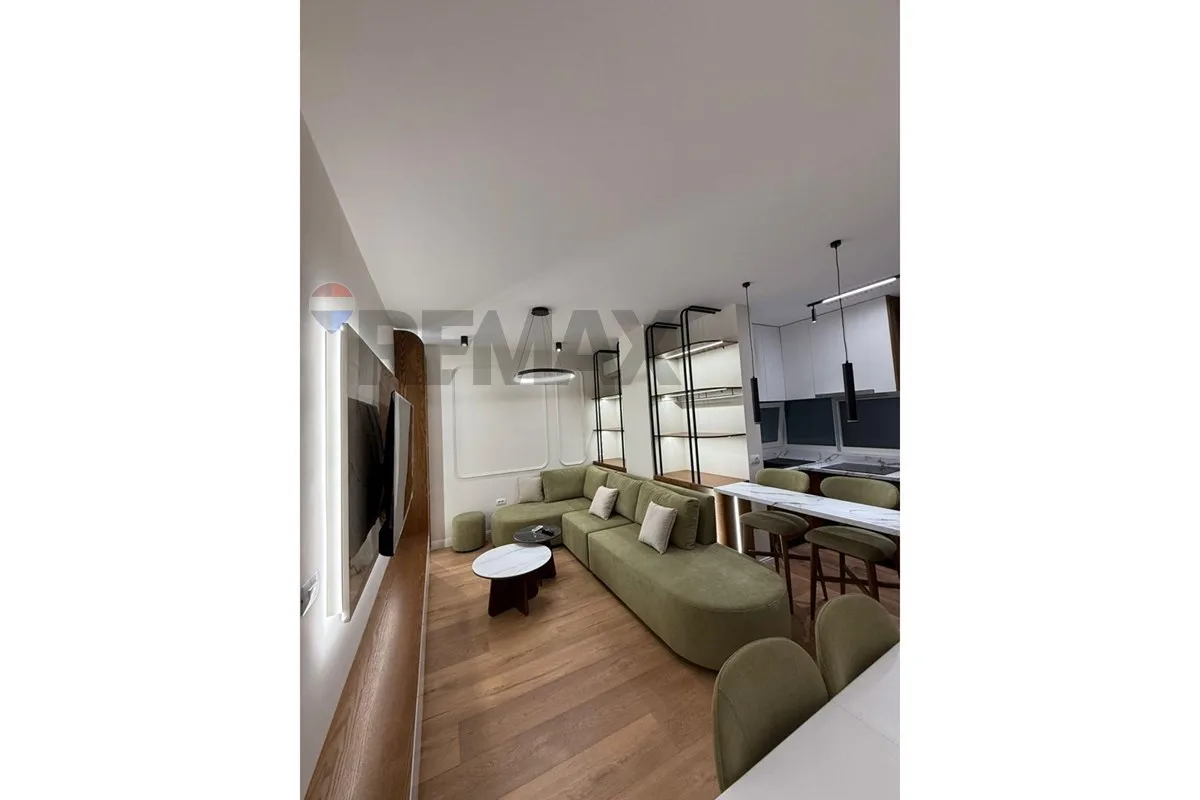 Jepet me qira apartament 2+1, Bulevardi Zogu I 2