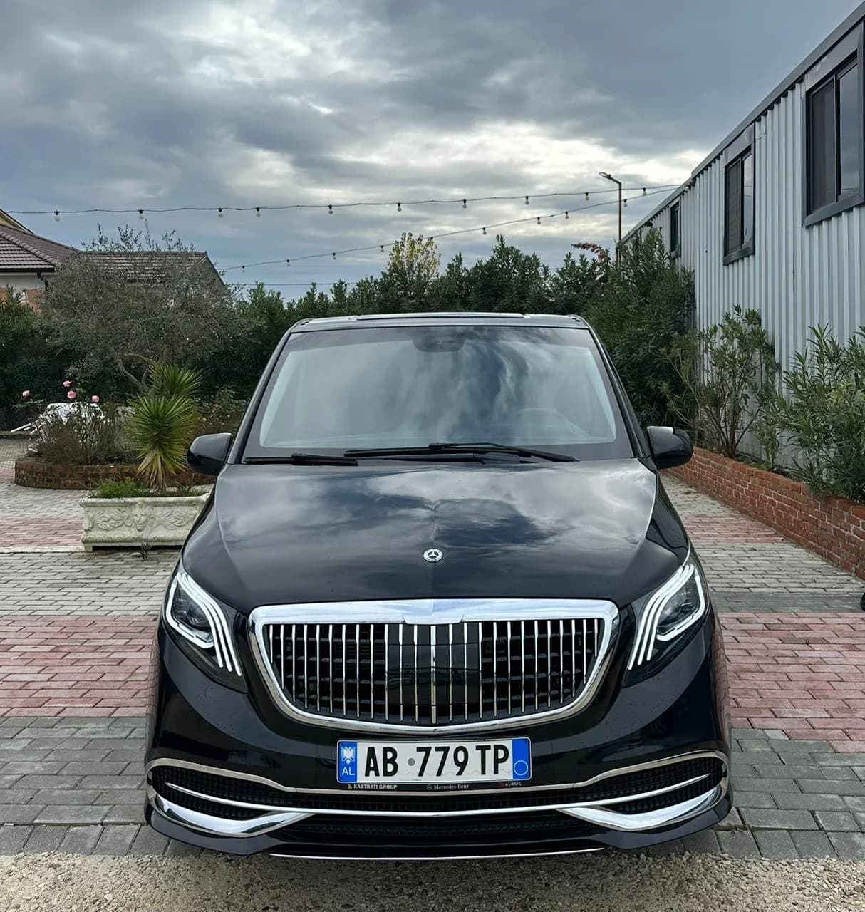 Mercedes Benz V-Class 4