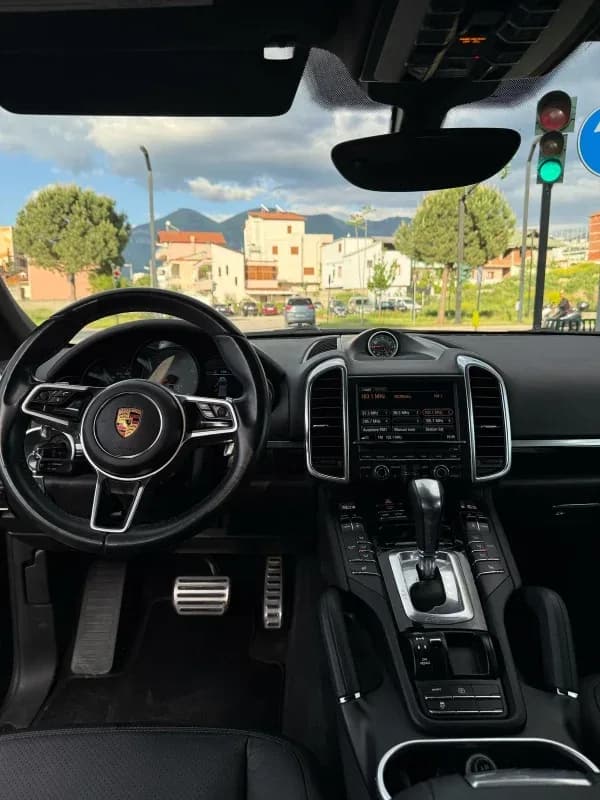 Porsche Cayenne S 4