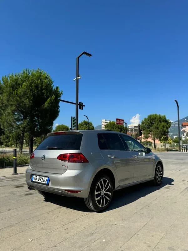 Volkswagen Golf 7 4