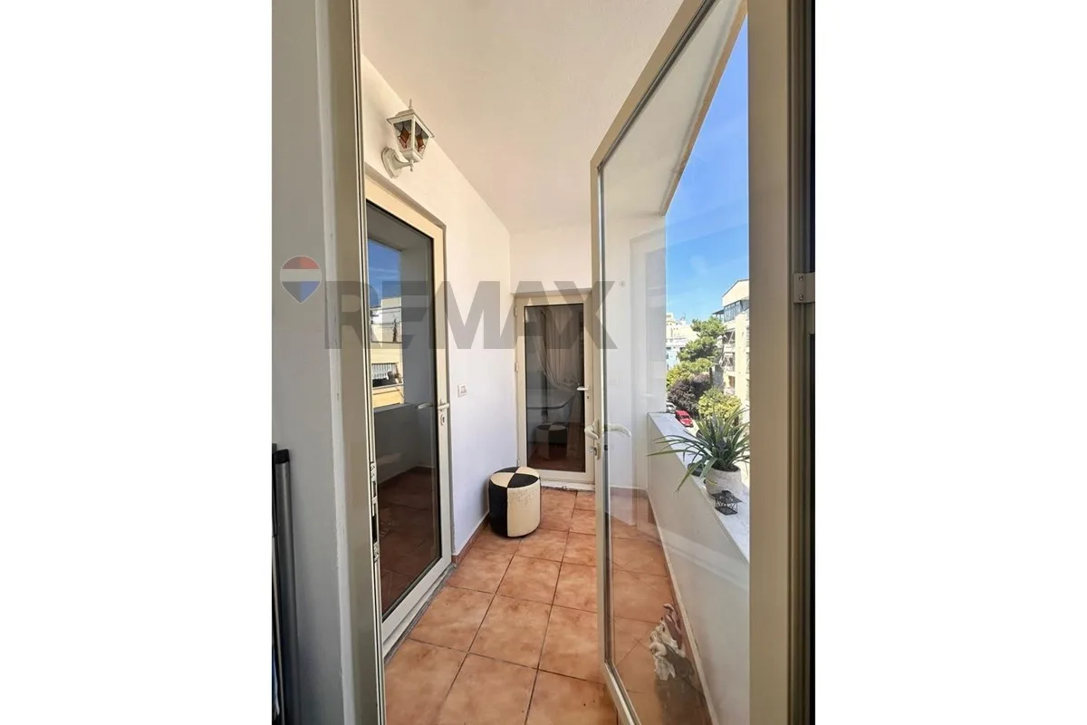 Shitet Apartament 1+1 Shkëmbi i Kavajës 4