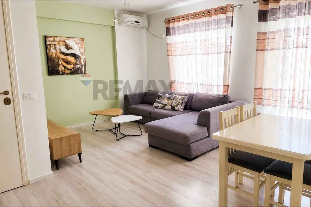 Jepet apartament te rruga Bilal Sina 3