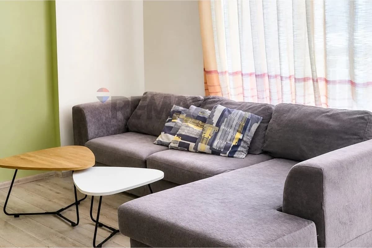 Jepet apartament te rruga Bilal Sina 4