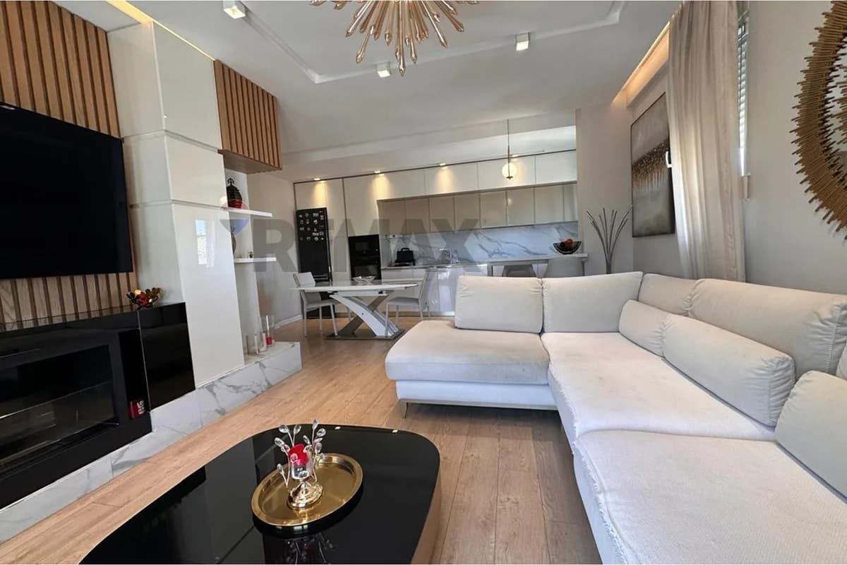 Shitet apartament te rruga Mihal Grameno Tirane 3