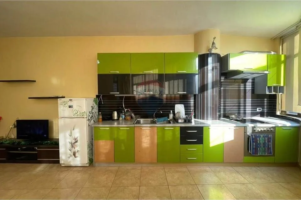 Apartament 1+1 te Mine Peza