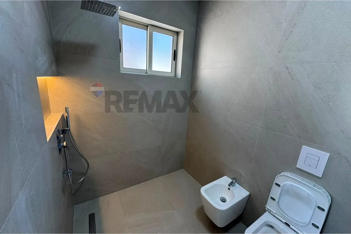 Shitet apartament 2+1+2 ne Astir 4