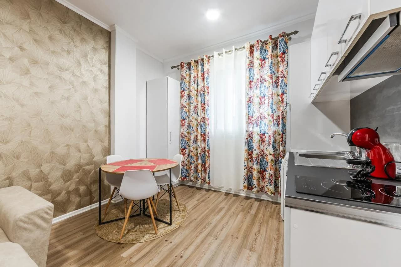 Apartament me qira  Sheshi Willson 4