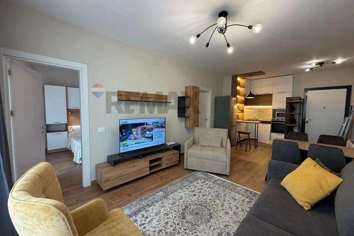 Shitet Apartament 1+1 Rr. Dritan Hoxha 2