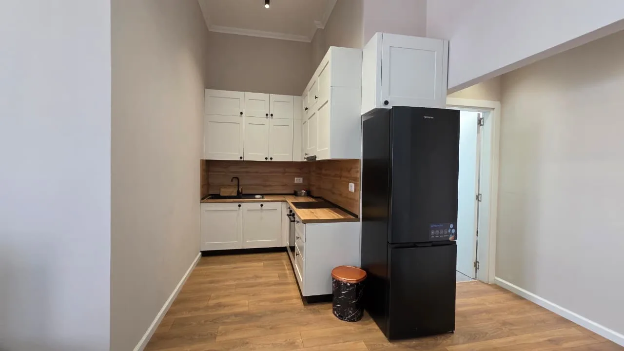 Apartament - Për Qira - Liqeni I Thatë, Tiranë 2