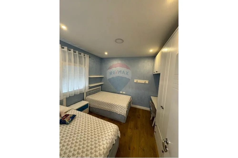 Shititet apartament te rruga Thesarit