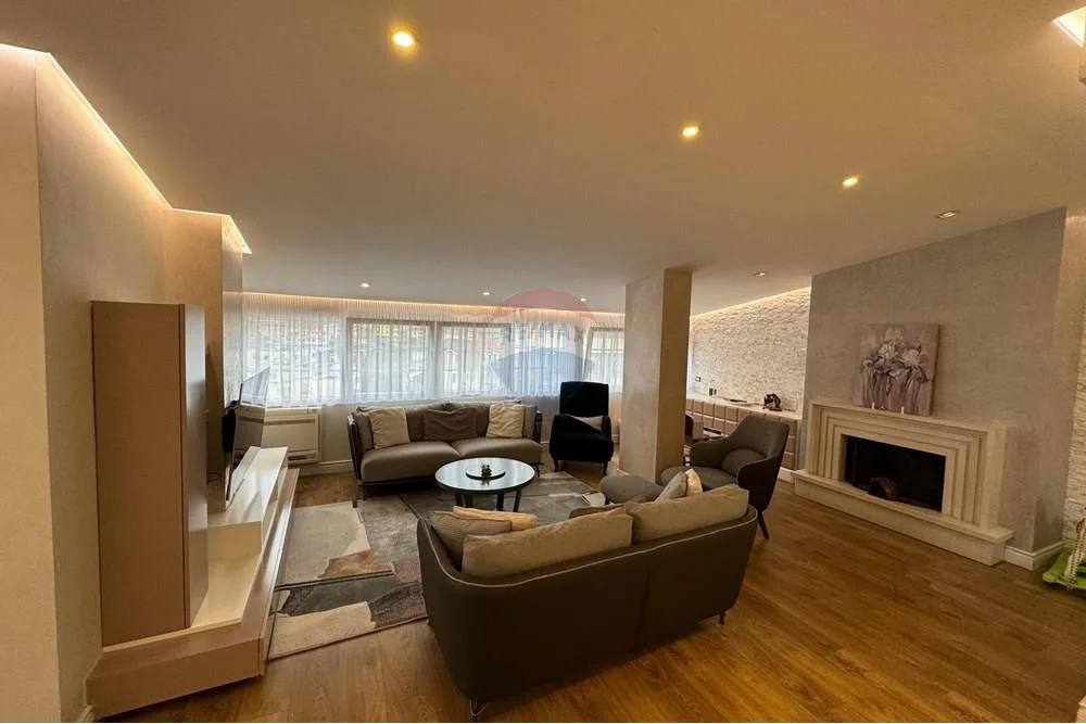 Shititet apartament te rruga Thesarit 4