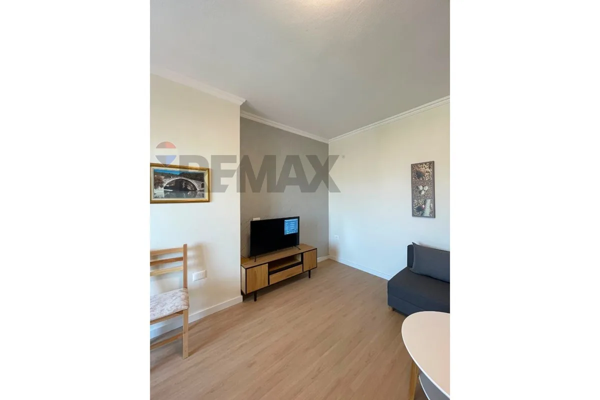 Jepet me qira apartamenti 2+1 ne Selite prane Universitet Barleti 4