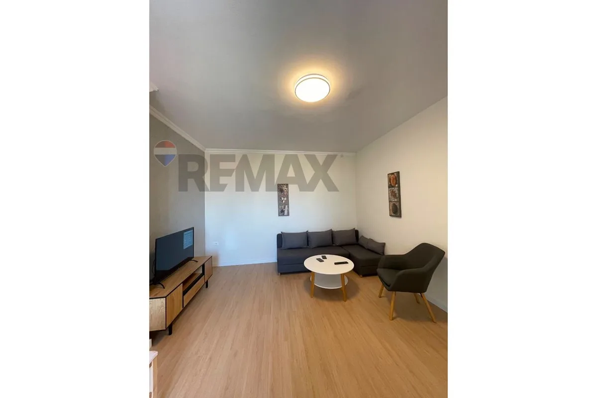 Jepet me qira apartamenti 2+1 ne Selite prane Universitet Barleti 2