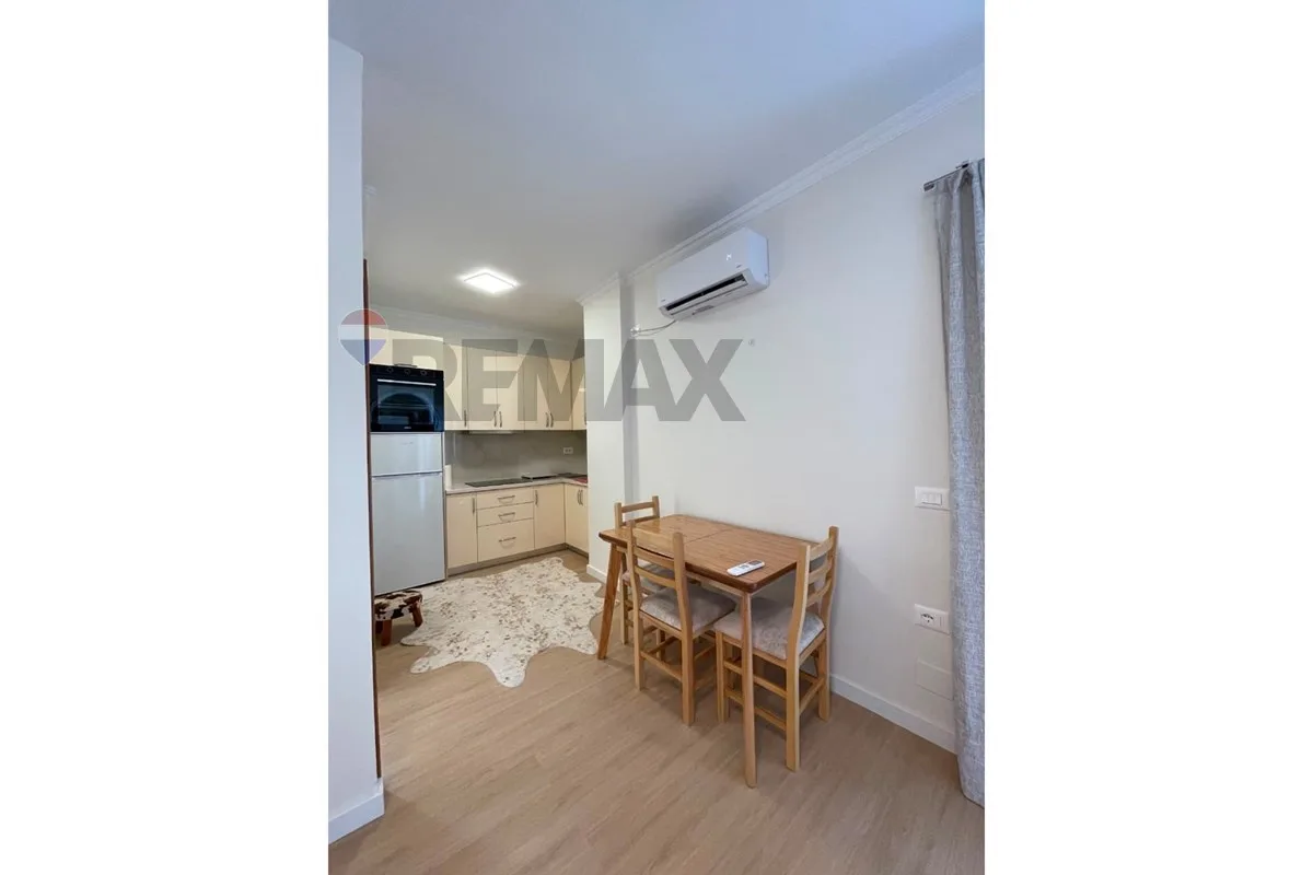 Jepet me qira apartamenti 2+1 ne Selite prane Universitet Barleti 3