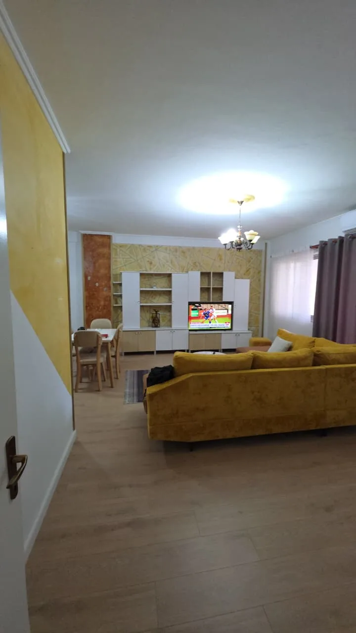 🏡 Shitet apartament 2+1+2 – Kodra e Diellit