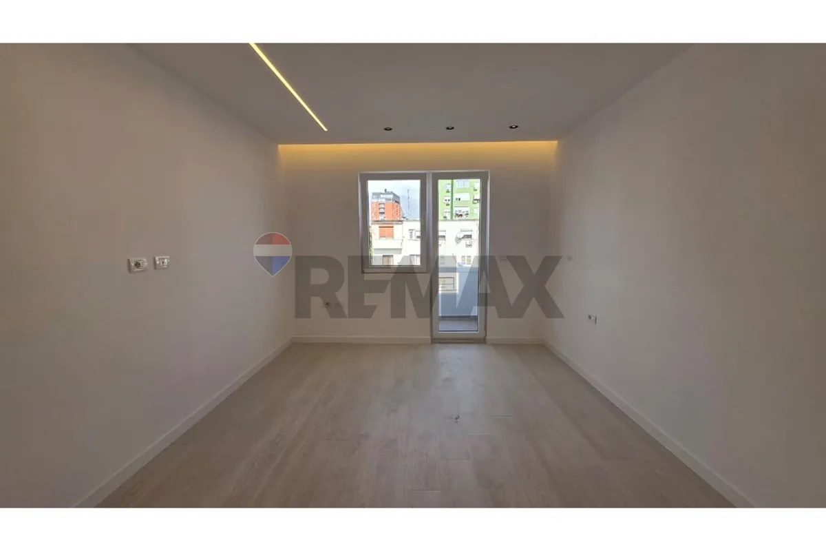 Apartament - Për Shitje - Myslym Shyri, Tiranë 2