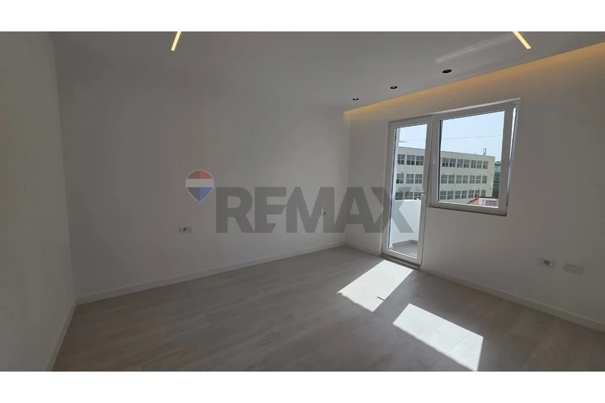 Apartament - Për Shitje - Myslym Shyri, Tiranë 3