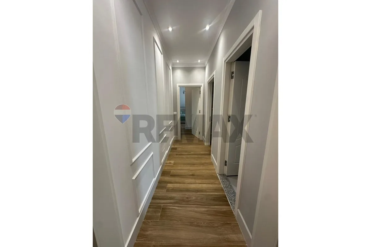 JEPET ME QIRA APARTAMENT 2+1 PRANË TEG 4