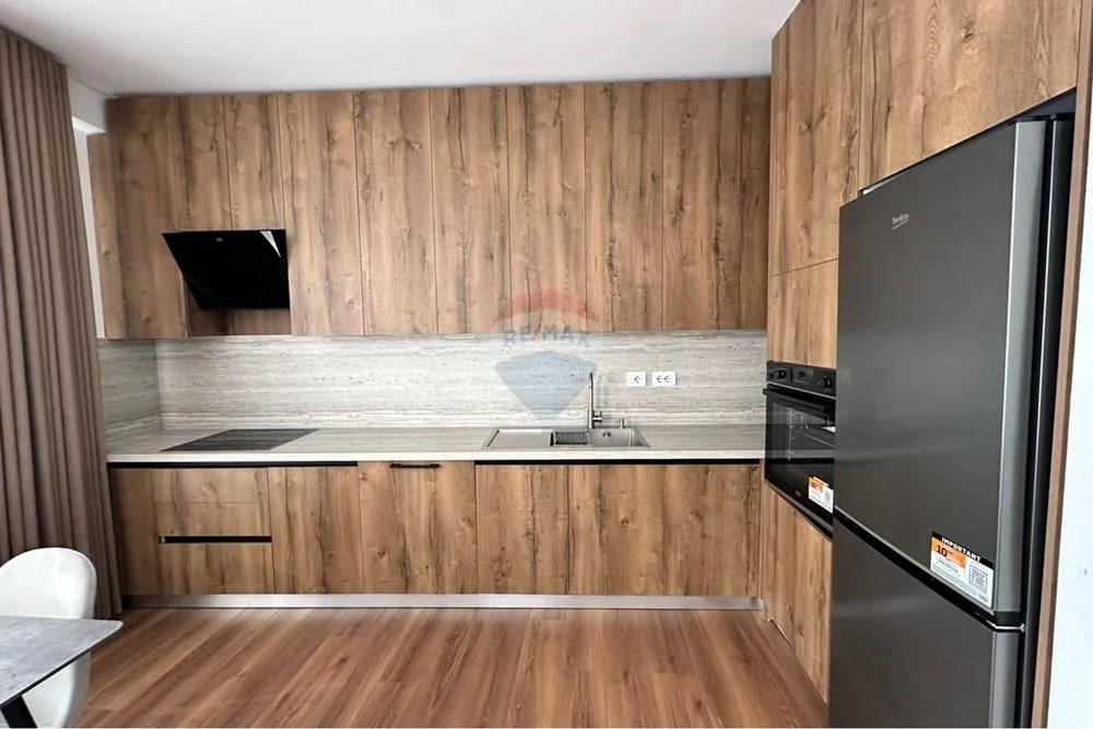 Apartament 2+1 me qira, Bulevardi i Ri 4