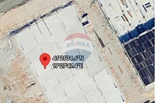 10000.00 m² Magazinë/Kapanon Për Shitje, e vendosur në Spitallë, Durrës | Shqipëri