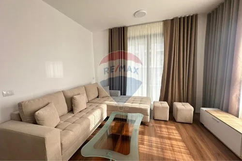 Apartament 2+1 me qira, Bulevardi i Ri